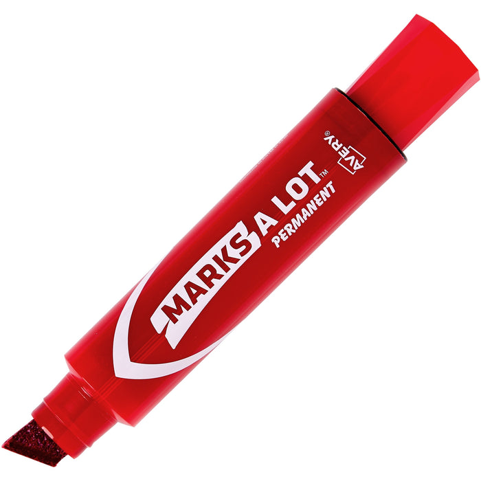 Avery® Permanent Markers, Jumbo Desk-Style Size, Chisel Tip, Red Marker (24147)